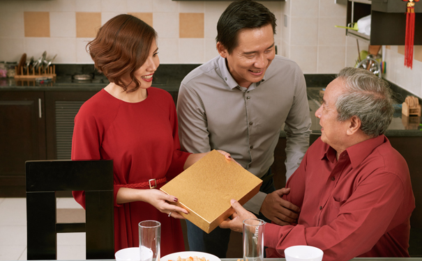 邻近年底可以带白酒回家吗