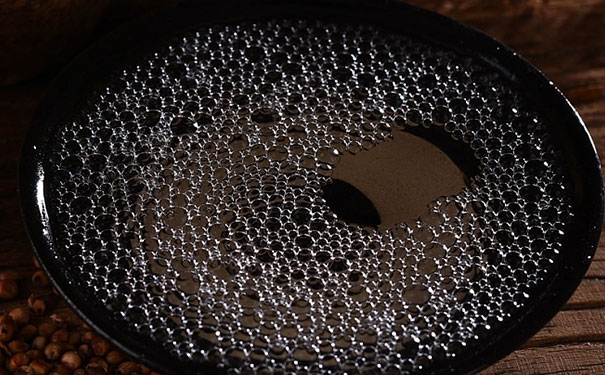 酱香型白酒为什么价格偏贵一些