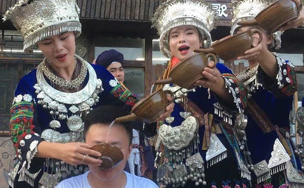 散酒代理加盟的农村市场为何非常火爆