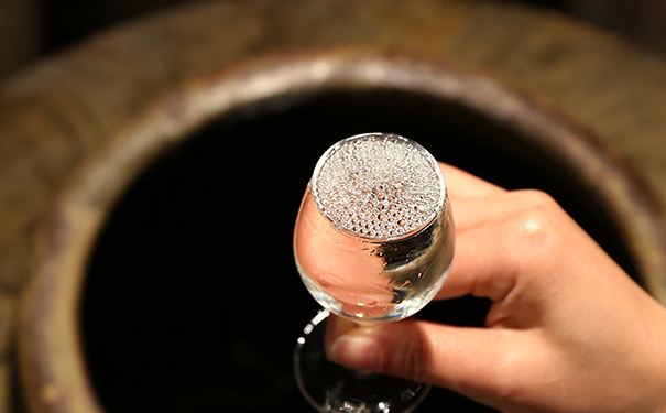 酒花能不能作为判断散酒的好坏的依据