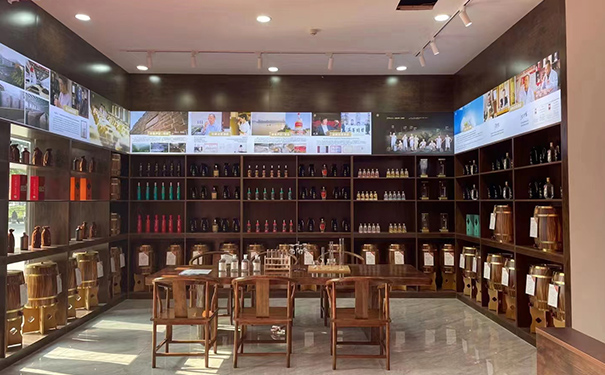 美酒岛散酒加盟店:0经验1人也能开店赚钱