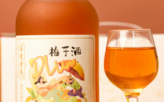 相较于白酒为什么年轻更喜欢低度果酒 