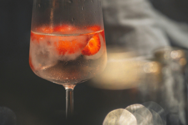 什么水果适合做果酒？ 果酒能储存多长时间？