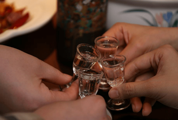 喝酱香型白酒搭配什么菜，你知道吗 ？