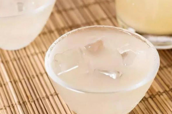 低度米酒：健康与口感能否兼得？