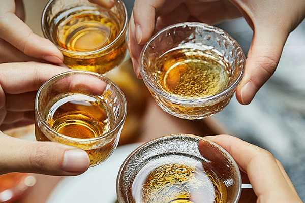 低度果酒崛起：饮品市场的新趋势与消费者选择 