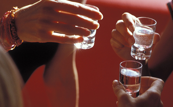 白酒风味品鉴指南:如何辨识与欣赏不同风味