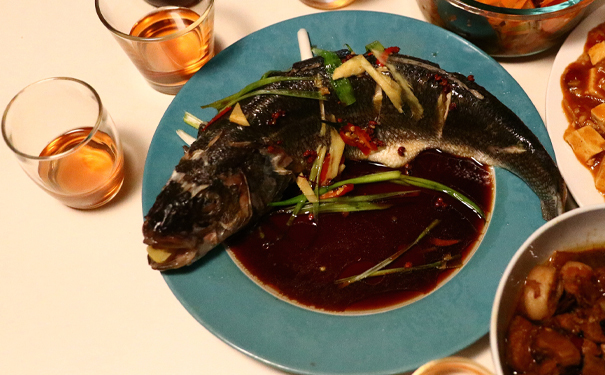 白酒香型与菜品搭配:探索完美融合的美食之旅