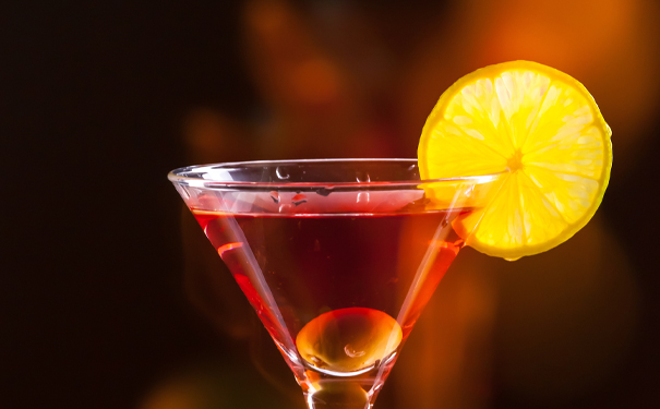 果酒消费新趋势:健康.个性与社交的完美融合