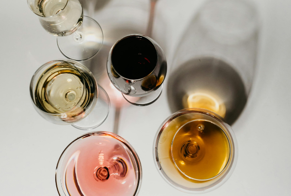 果酒冷知识：为什么同一批水果酿出的口感层次千差万别?