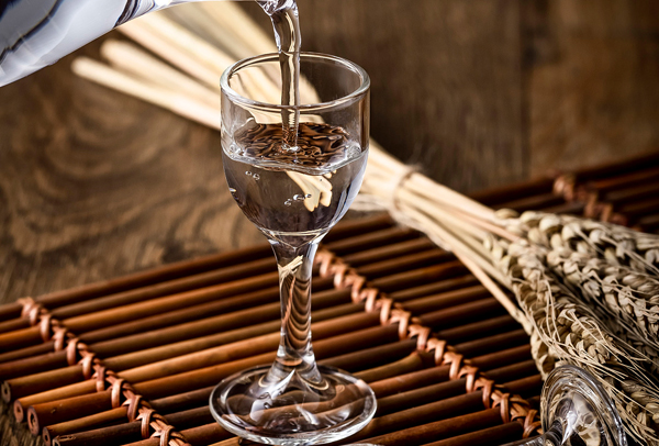 从地窖到全球餐桌:中国白酒国际化的突围之路