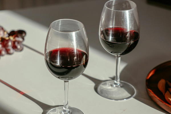 初春时节，哪种果酒最受欢迎？