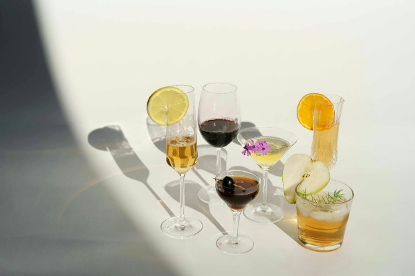 白酒、葡萄酒、啤酒，它们各自有什么独特之处？ 