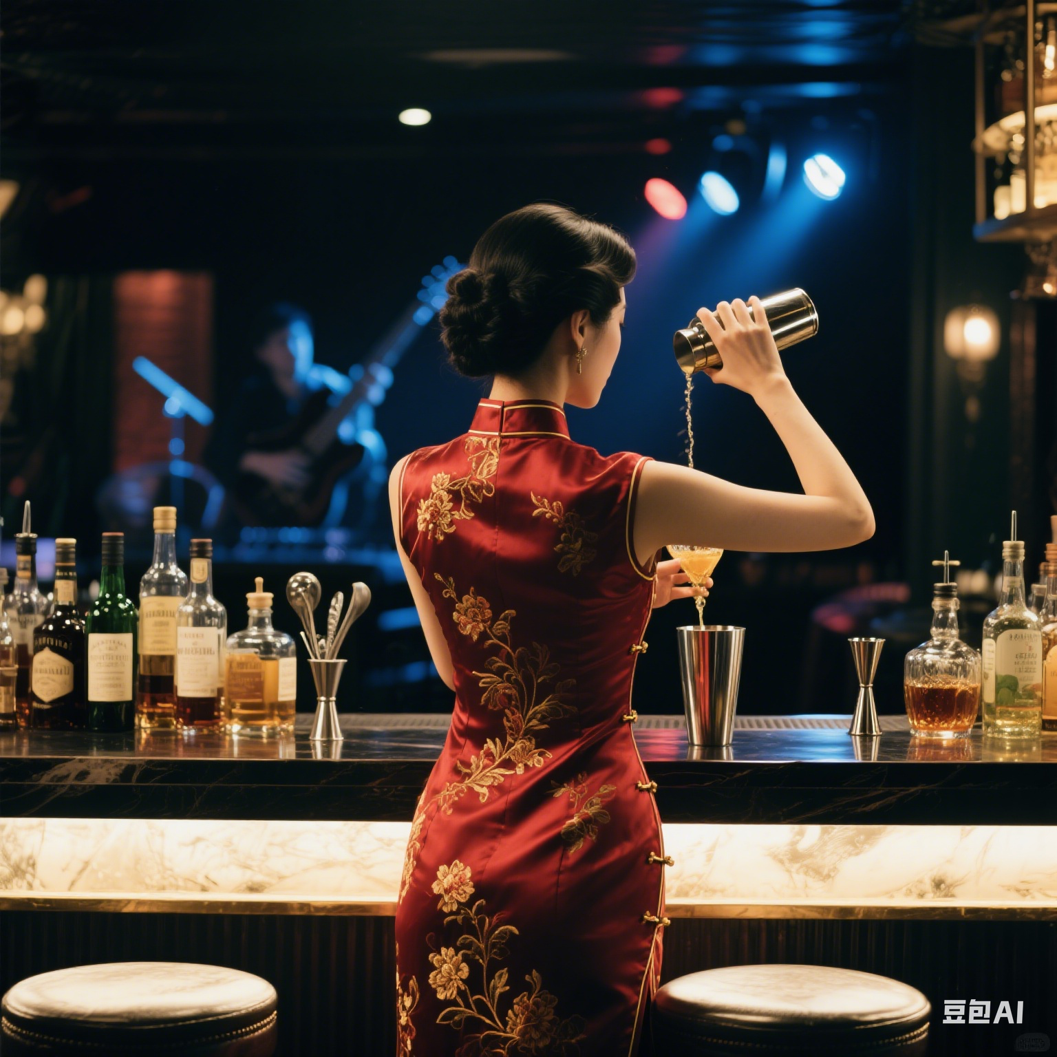 酒的历史可以追溯到多久以前？