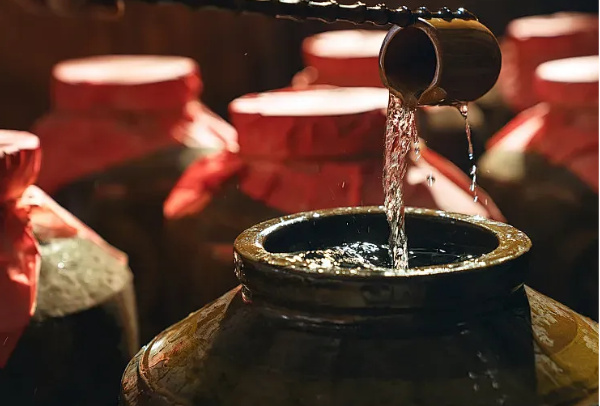 散白酒加盟代理现状及前景分析？